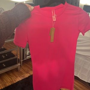 Skims limited edition size small long cotton jersey color fuchsia